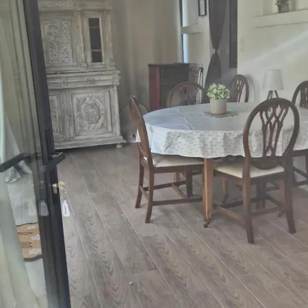 Maison Bord De A 5 Min De La *